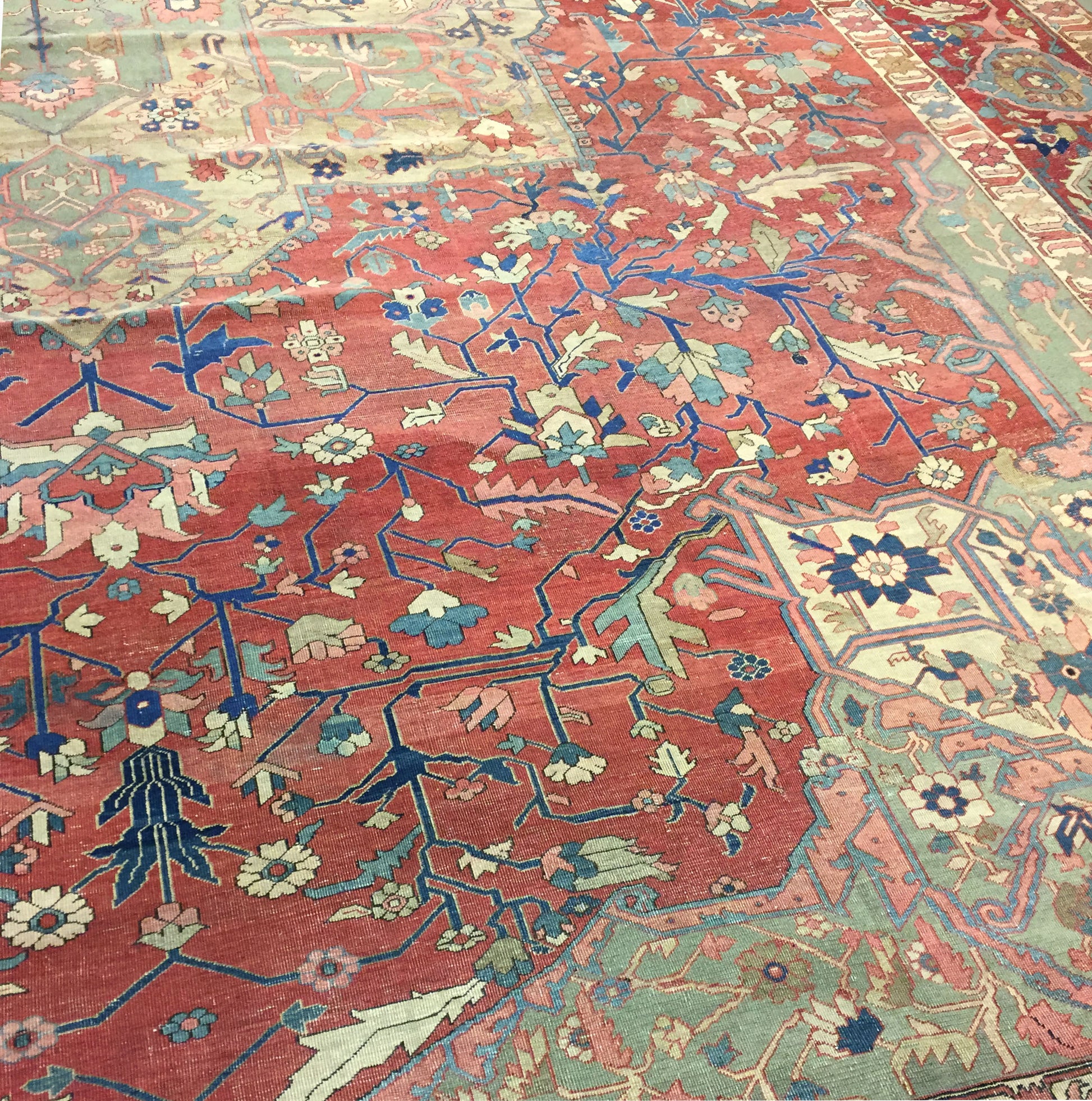 WAHO_IMAGE::u-3111-antique-oversize-persian-heriz-serapi-rug-14.06x20.10-18420.jpg