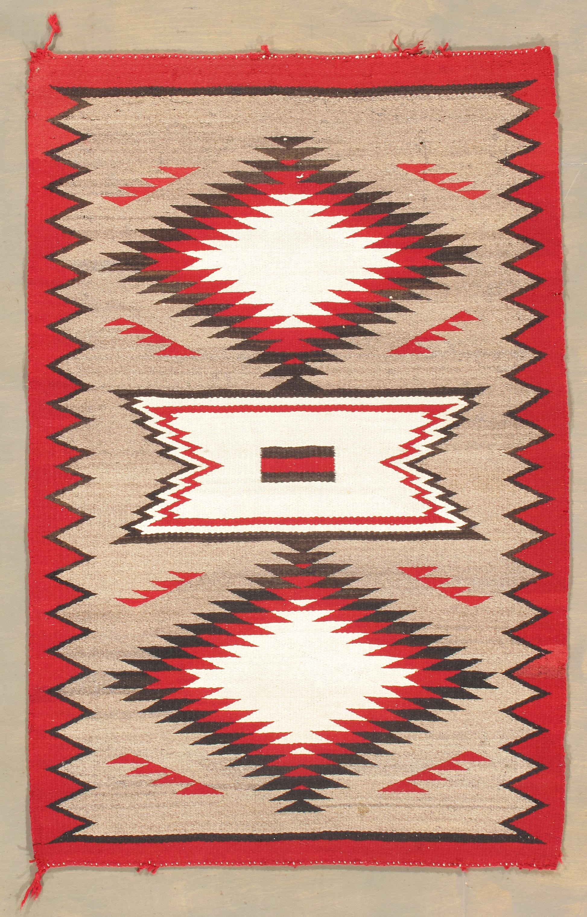 WAHO_IMAGE::u-3139-vintage-native-american-navajo-rug-2.07x3.11-3622.jpg