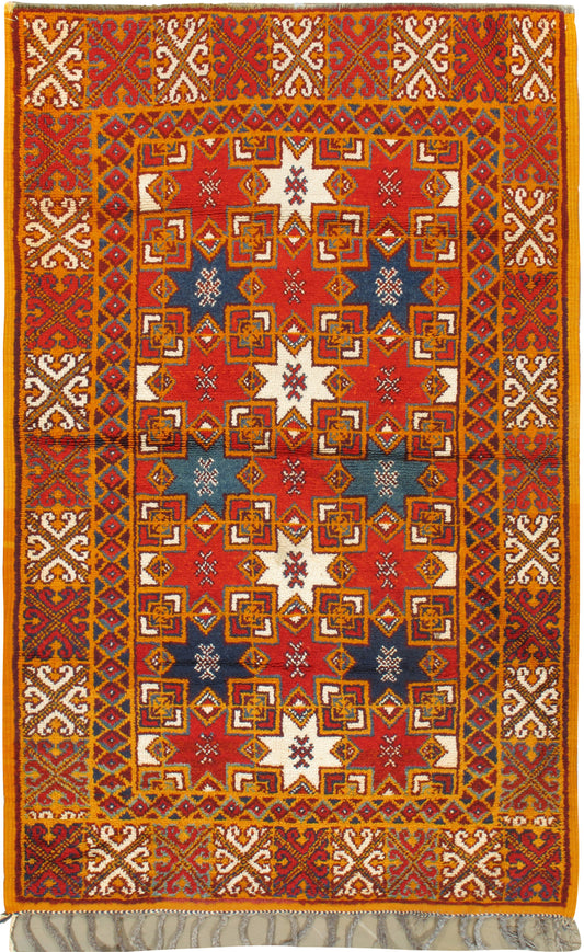 WAHO_IMAGE::u-3165-vintage-moroccan-rug-4.01x6.06-4254.jpg