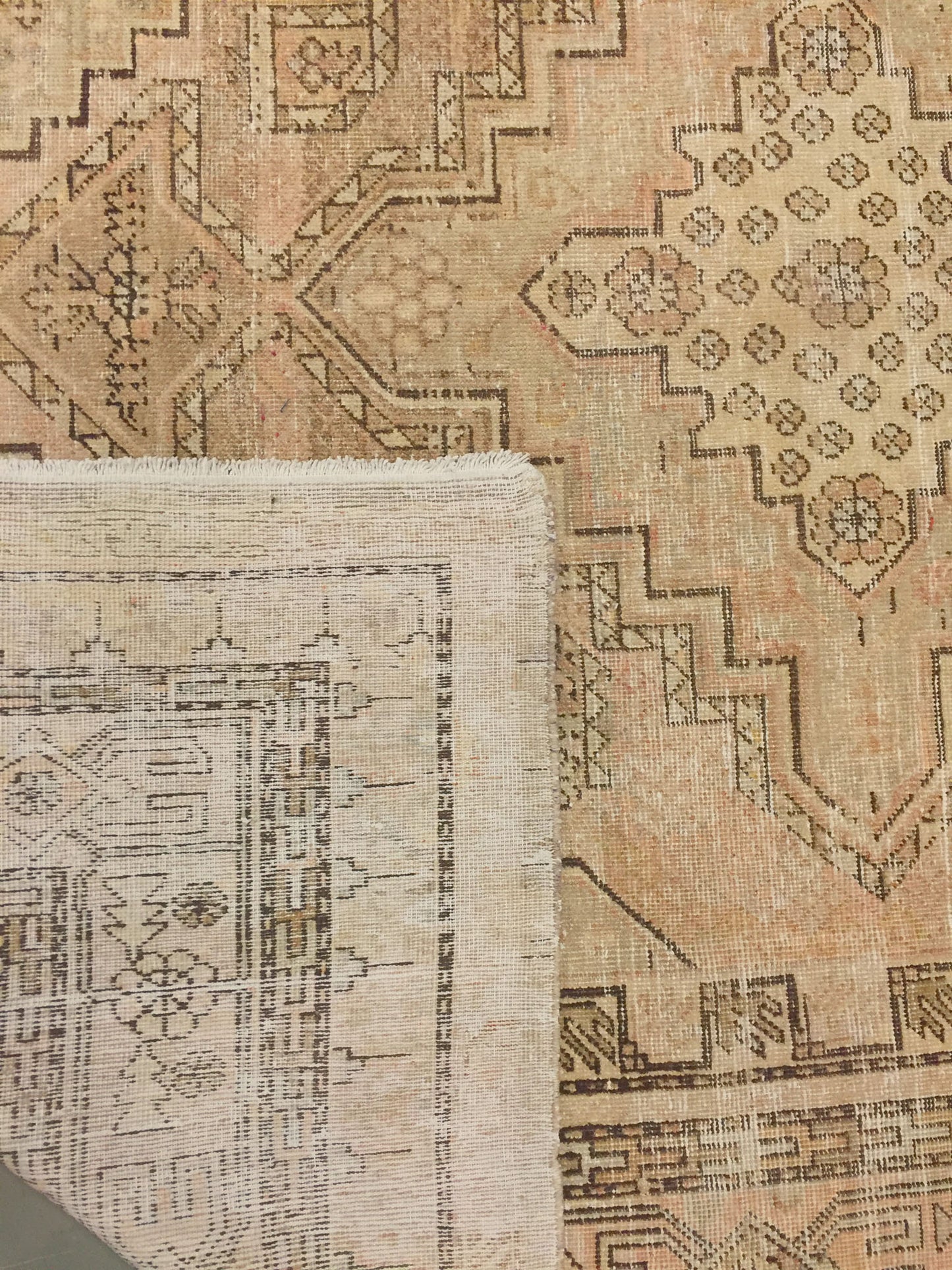 WAHO_IMAGE::u-3268-antique-khotan-gallery-size-rug-6.08x13.03-8001.jpg