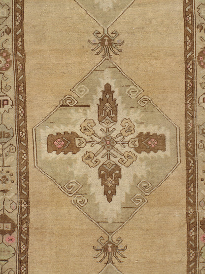 WAHO_IMAGE::u-3340-vintage-turkish-kars-rug-3.06x10.10-4035.jpg