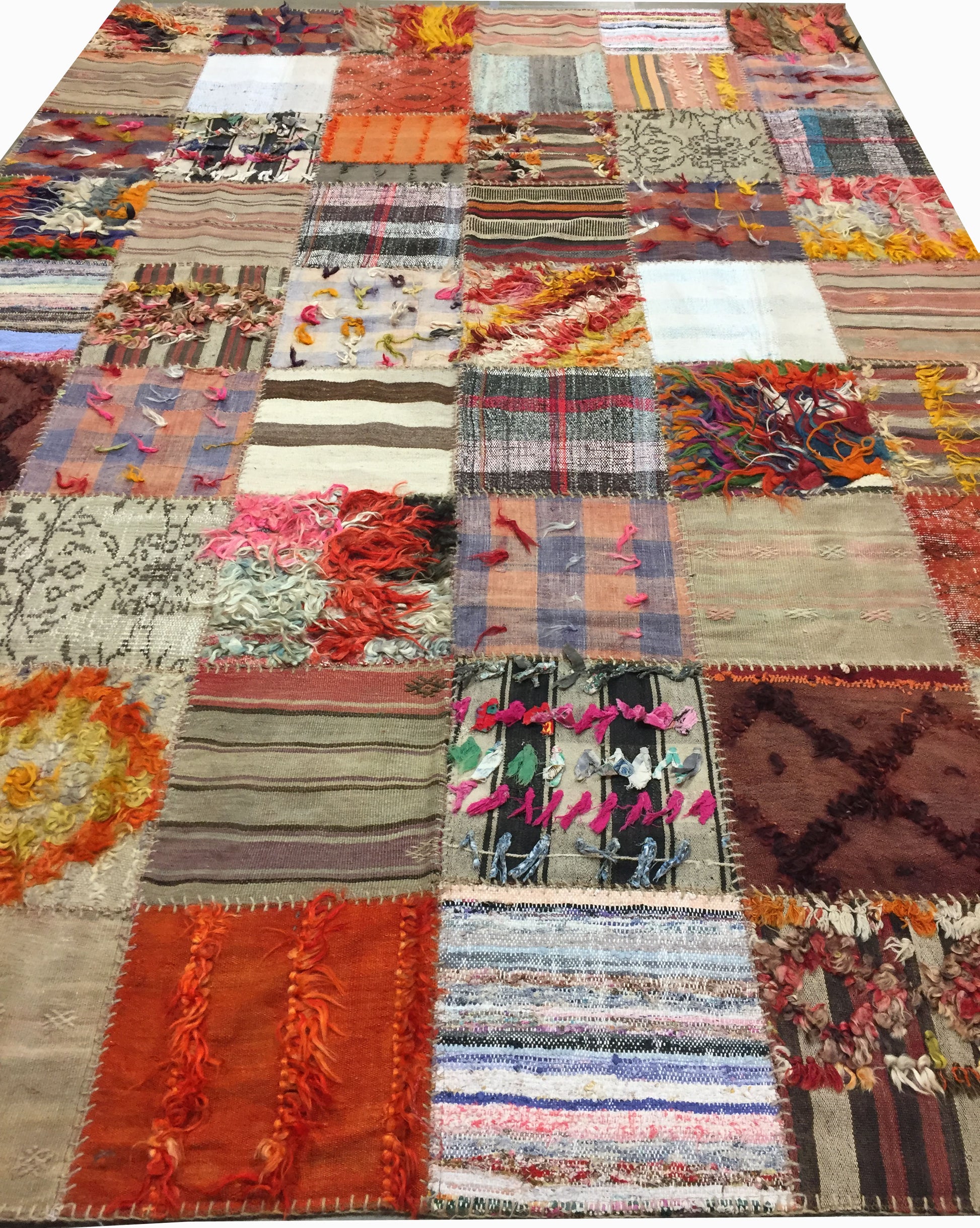 WAHO_IMAGE::u-3397-hi.low-turkish-patchwork-rug-6.07x10.00-5630.jpg