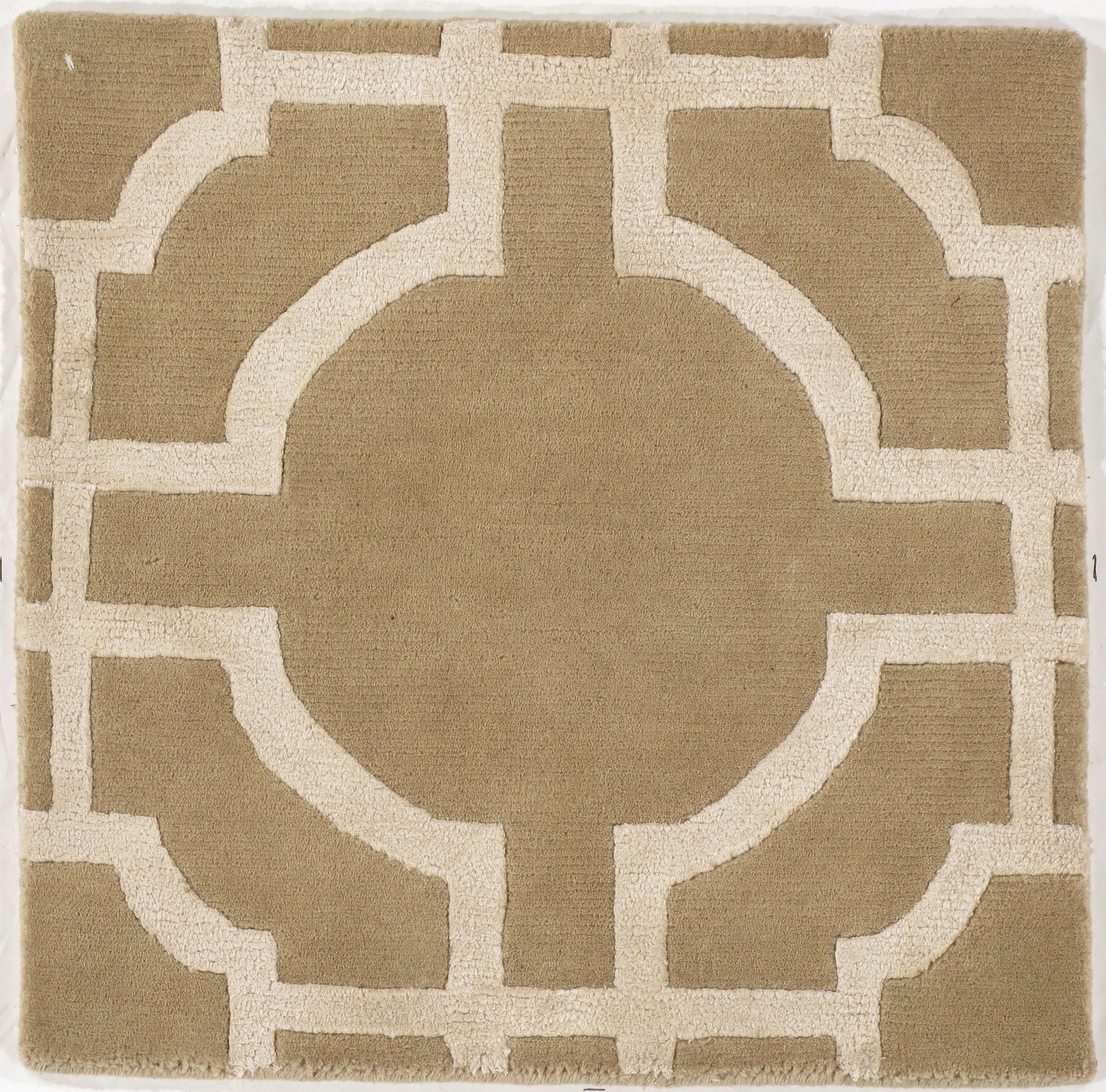 WAHO_IMAGE::u-3644ns-olympic-lt-gold-ivory-2x2-8372.jpg