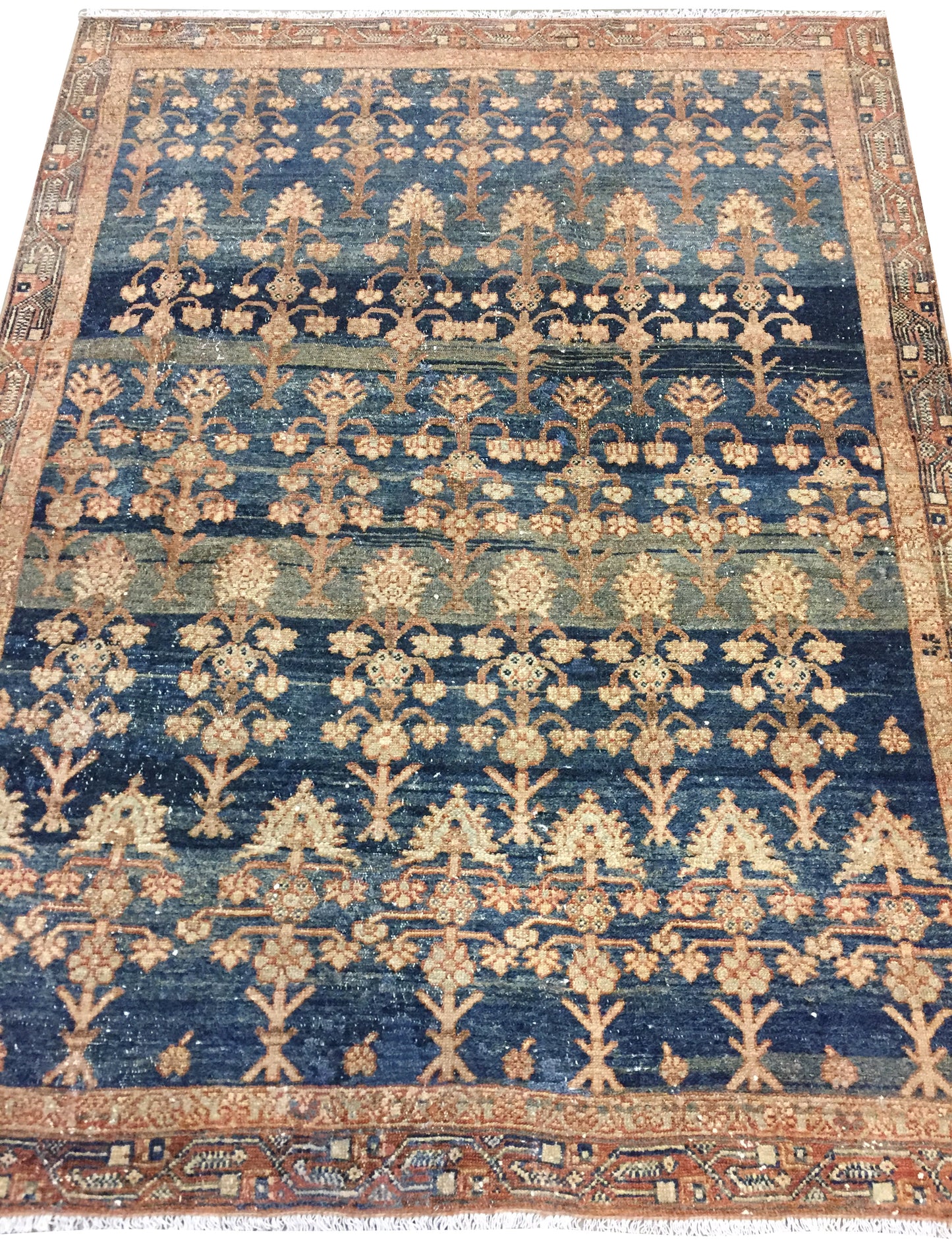WAHO_IMAGE::u-3763-antique-lightly-distressed-malayer-rug-4.00x05.05-6800.jpg