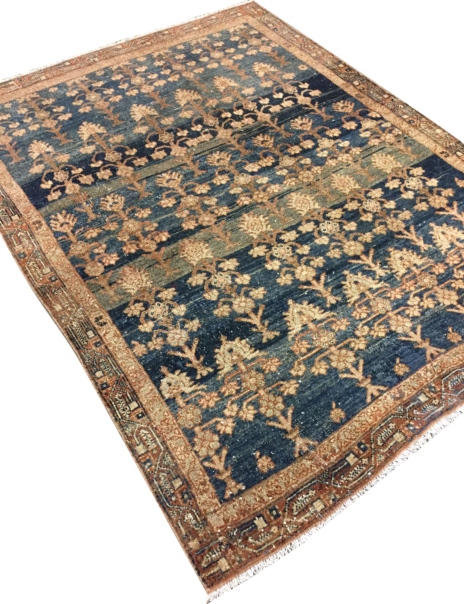 WAHO_IMAGE::u-3763-antique-lightly-distressed-malayer-rug-4.00x05.05-6802.jpg