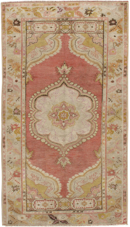 U-3879 - Vintage Turkish Oushak Rug