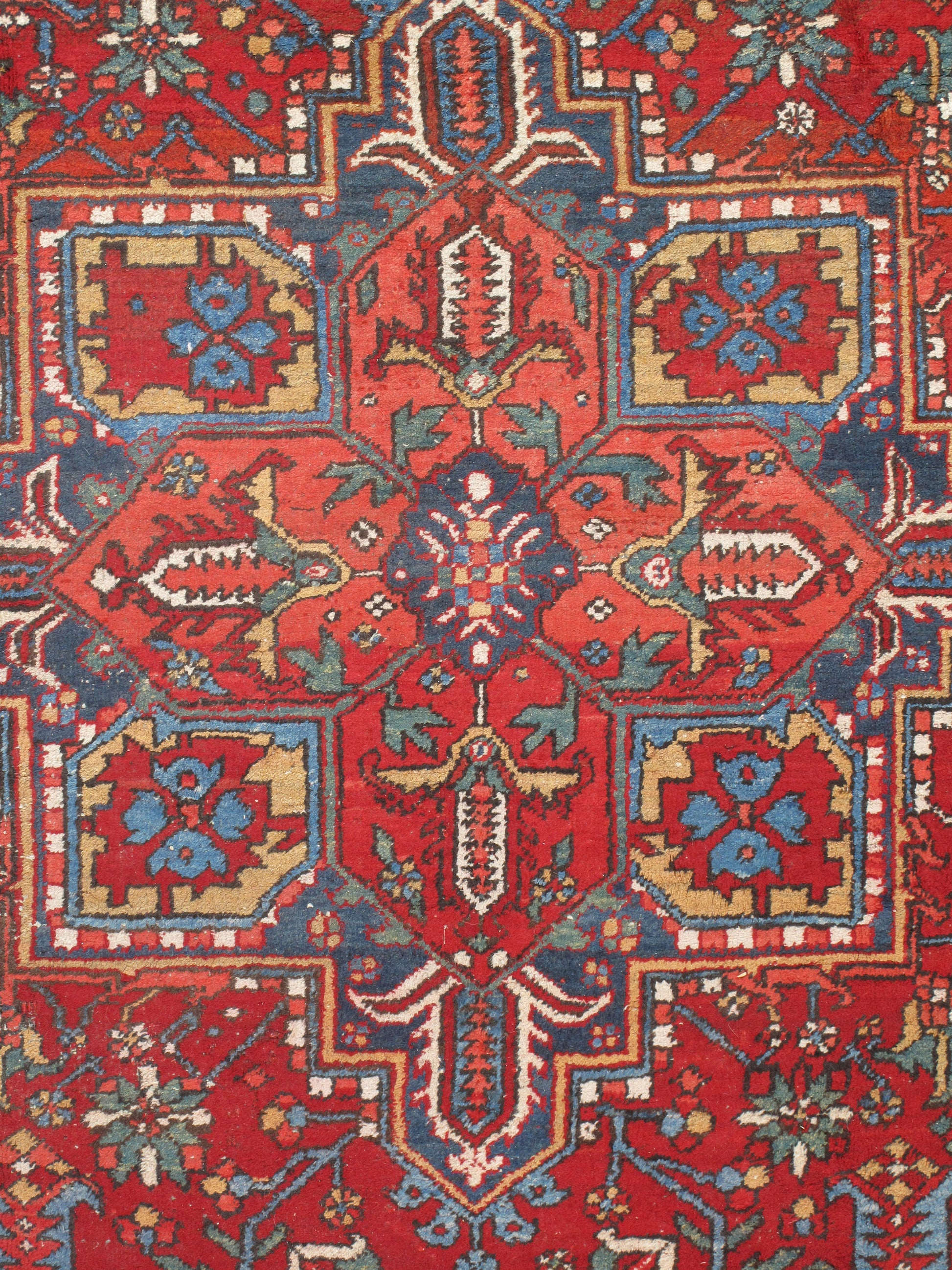 WAHO_IMAGE::u-4069-vintage-persian-heriz-rug-8.00x8.02-11165.jpg