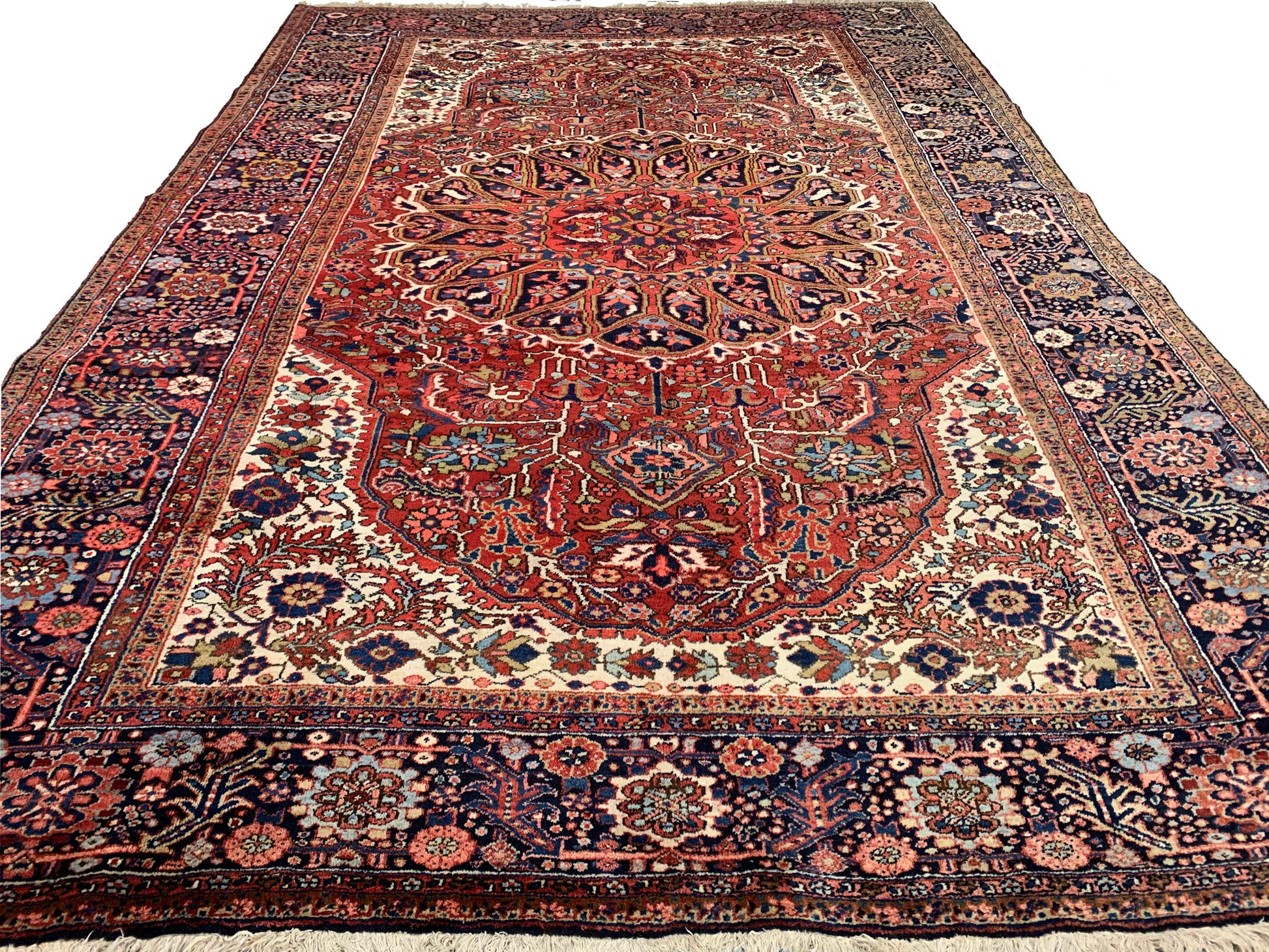 WAHO_IMAGE::u-4305-vintage-persian-heriz-rug-8.02x12.00-12554.jpg