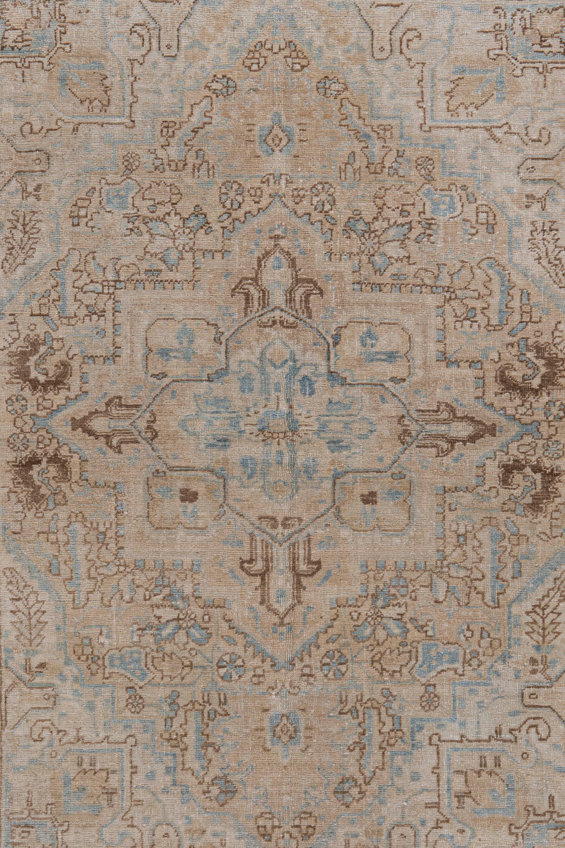 WAHO_IMAGE::u-4323-vintage-persian-heriz-rug-4.08x6.05-17739.jpg