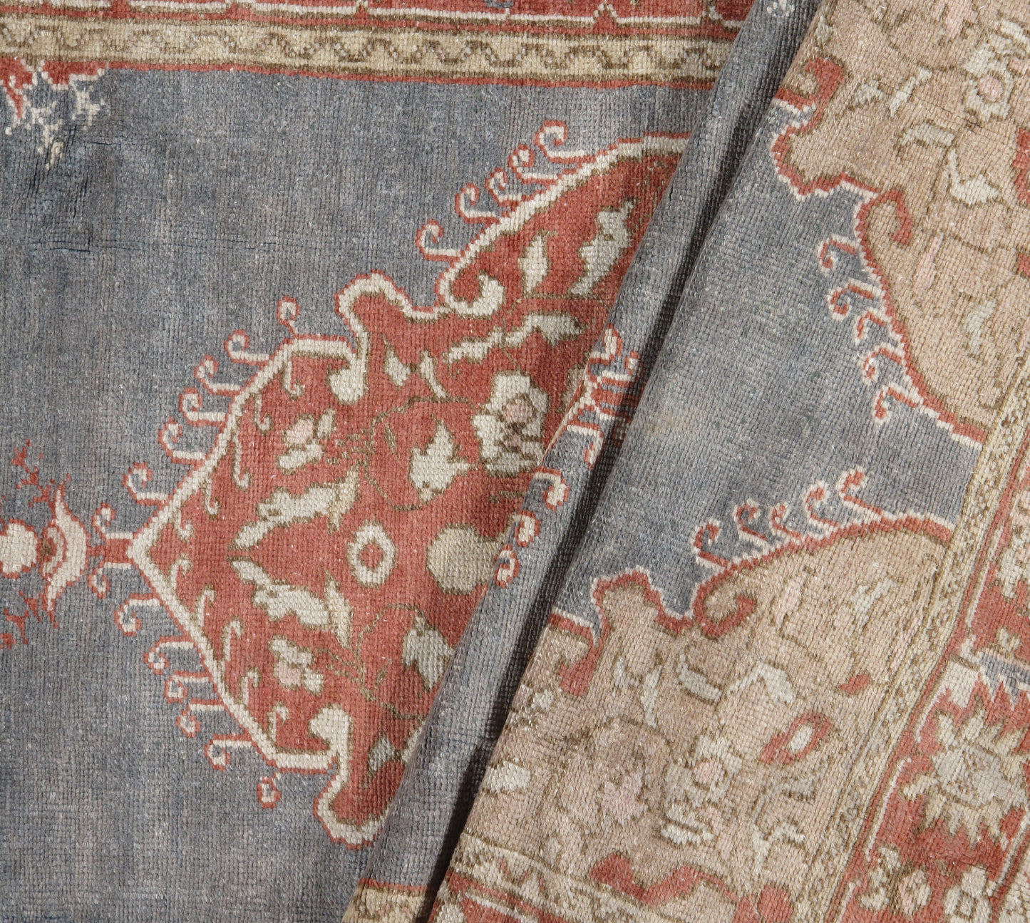 WAHO_IMAGE::u-4567-vintage-turkish-oushak-rug-03.05x06.06-8801.jpg