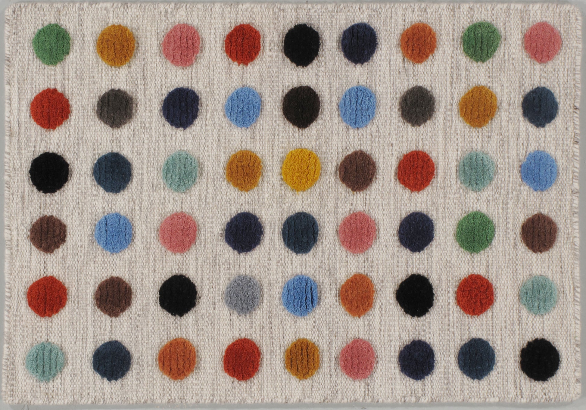 WAHO_IMAGE::u-4716-polka-dots-rounds-2.00x3.00-10032.jpg