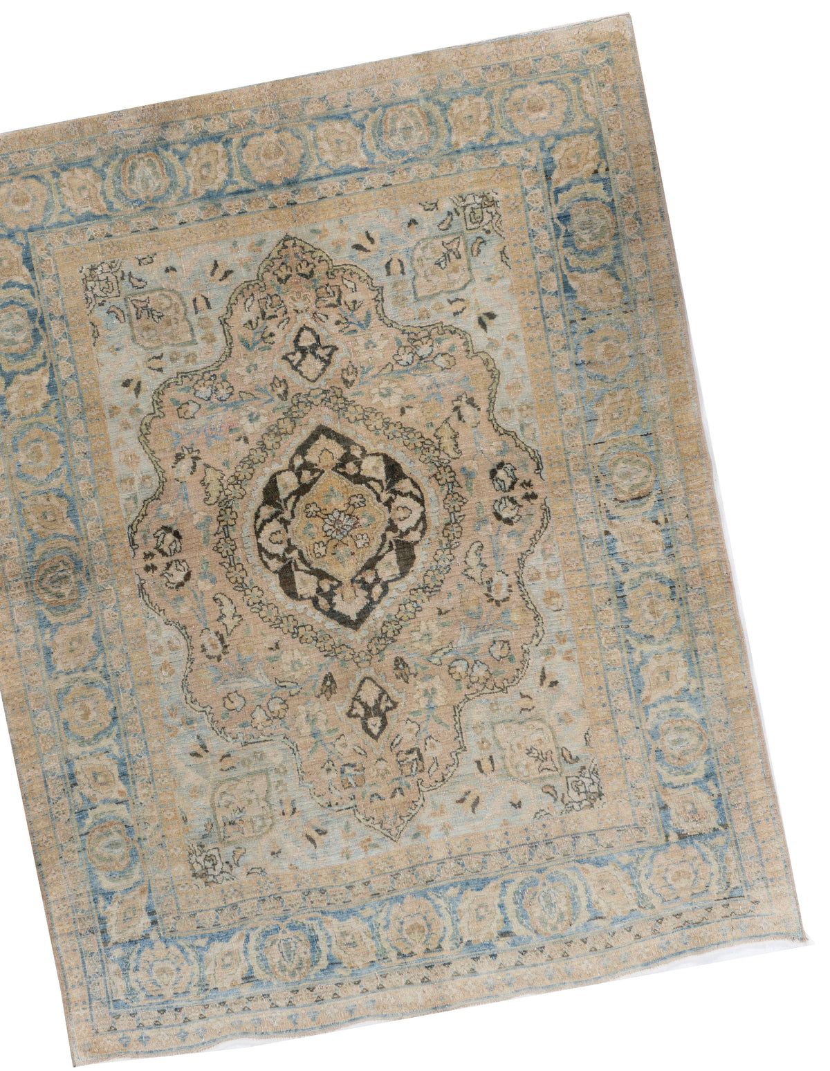 WAHO_IMAGE::u-4824-mashad-4.05x5.06-19161.jpg