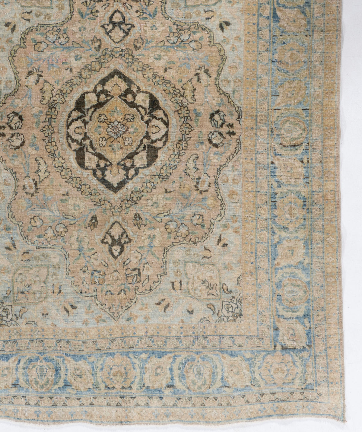 WAHO_IMAGE::u-4824-mashad-4.05x5.06-19163.jpg