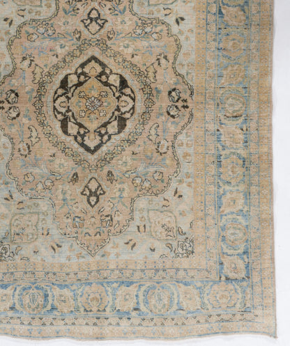 WAHO_IMAGE::u-4824-mashad-4.05x5.06-19163.jpg