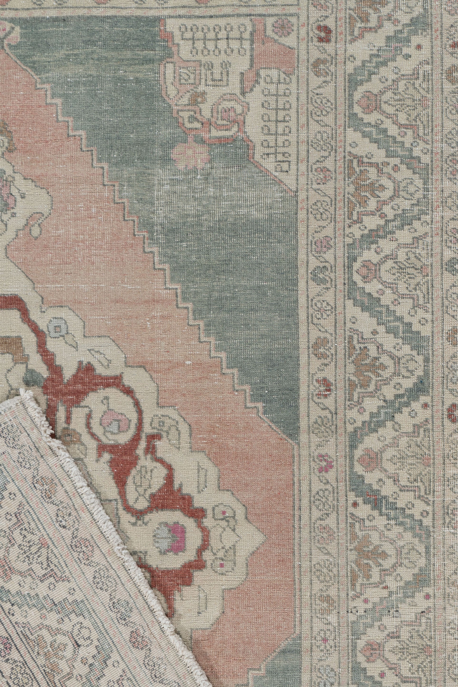 WAHO_IMAGE::u-4877-vintage-turkish-oushak-rug-5.02x8.02-13178.jpg