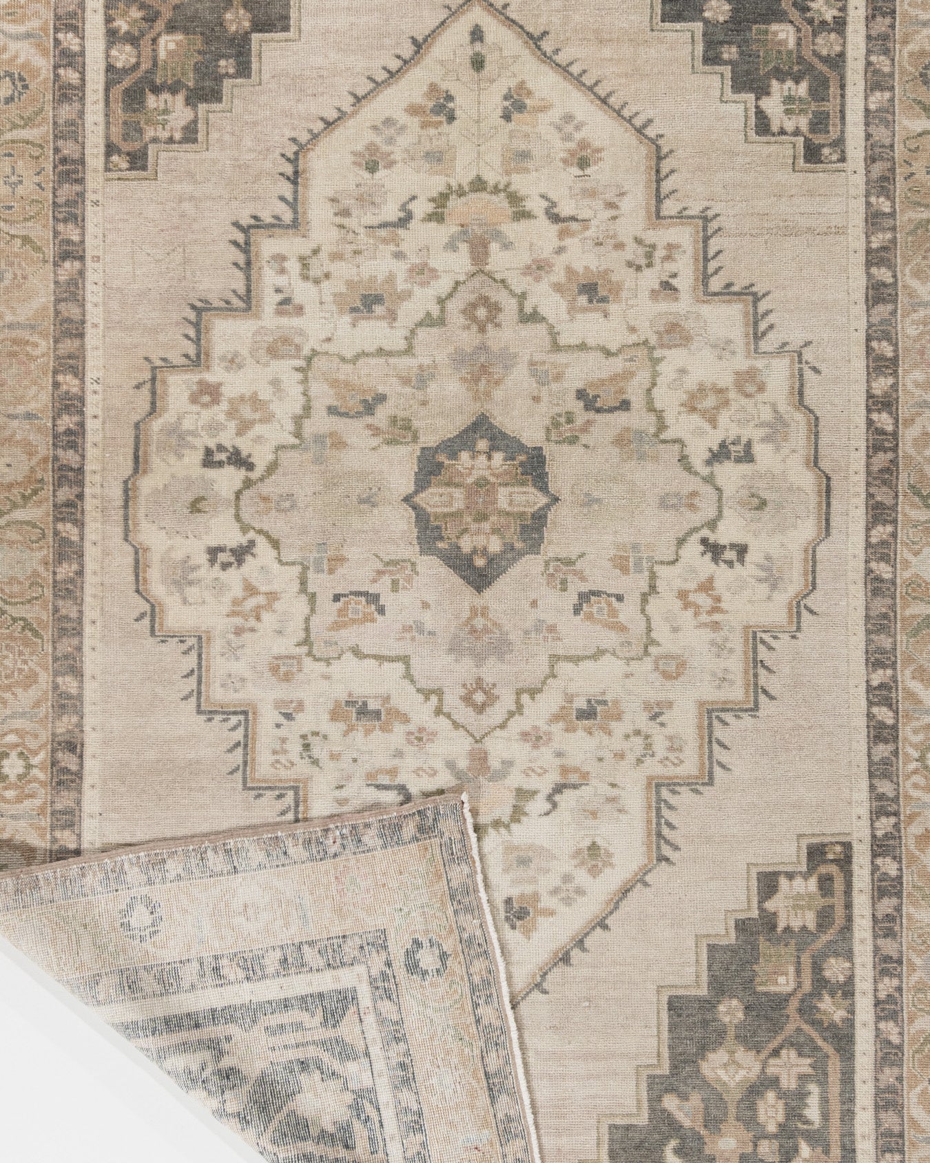 WAHO_IMAGE::u-4901-vintage-turkish-oushak-rug-5.08x9.03-13576.jpg