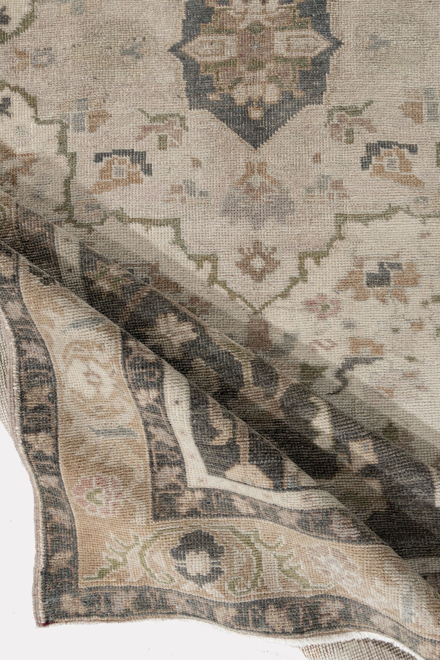 WAHO_IMAGE::u-4901-vintage-turkish-oushak-rug-5.08x9.03-13601.jpg