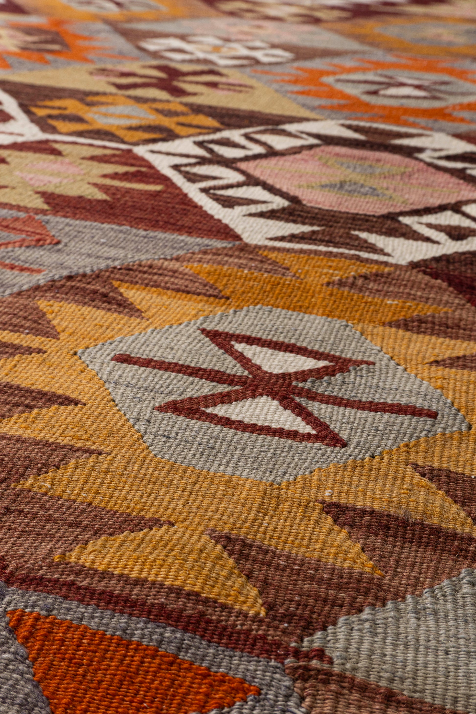 WAHO_IMAGE::u-5040-vintage-turkish-kilim-5.04x9.04-17888.jpg