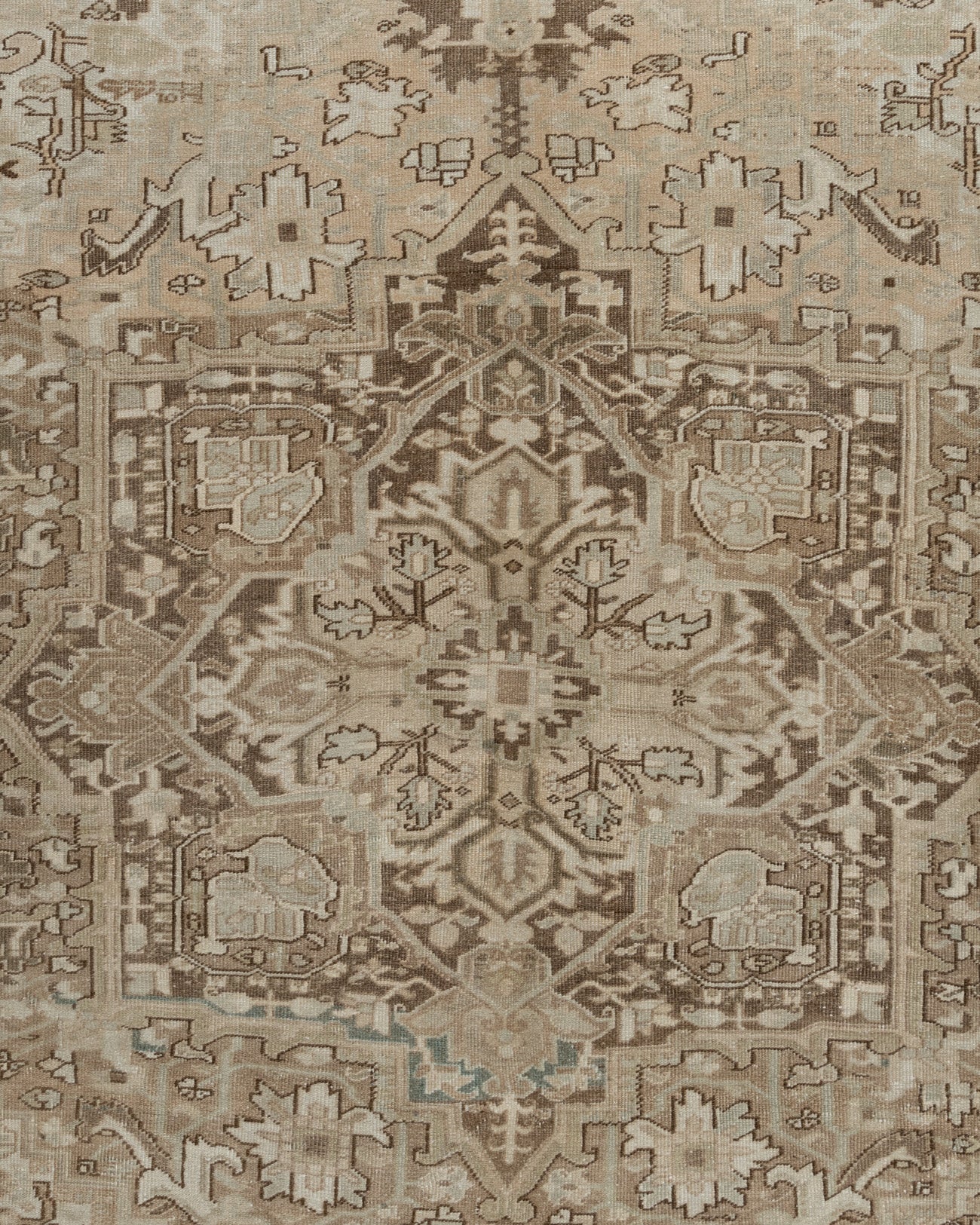 U-5067 - Vintage Subdued Persian Heriz Rug