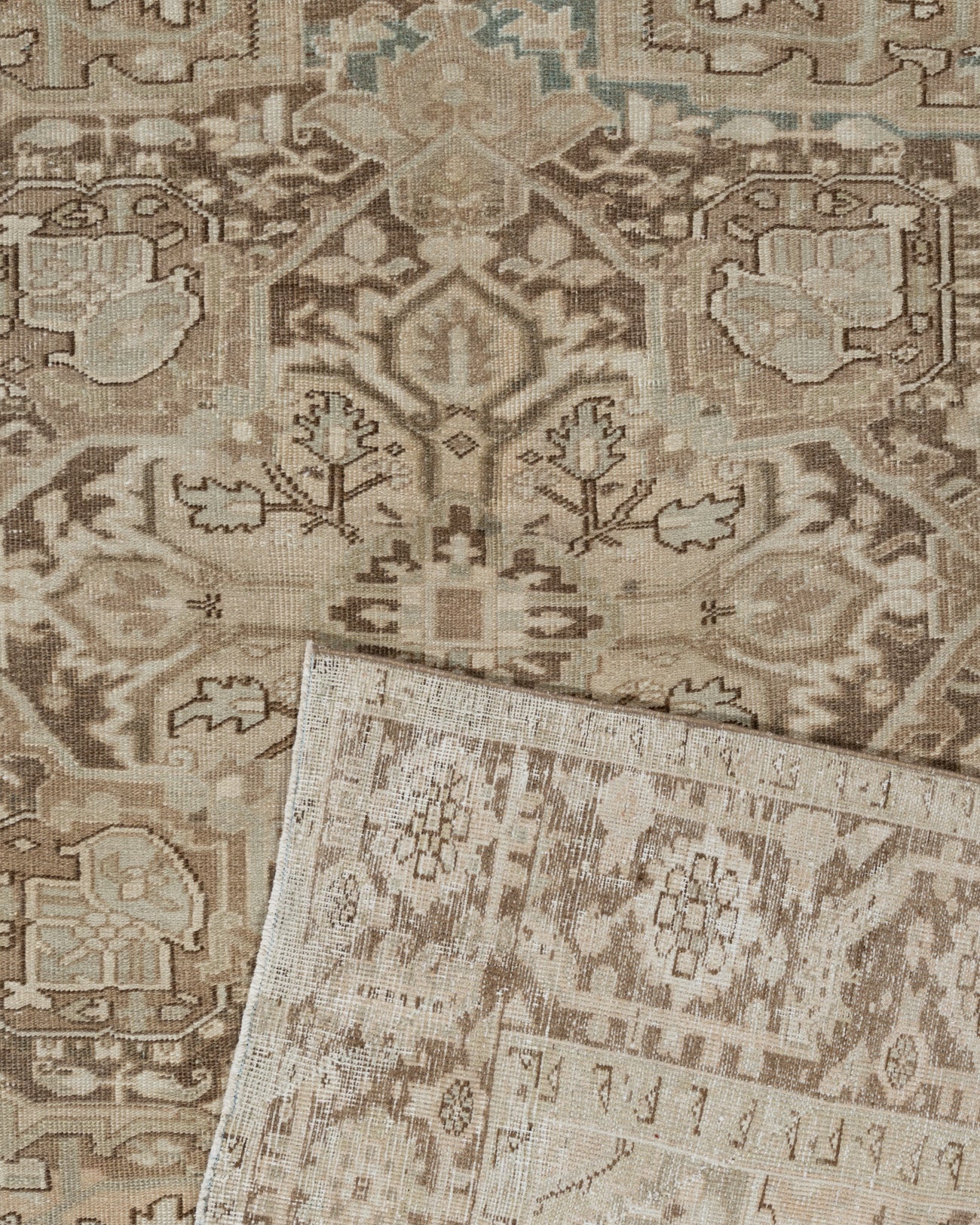 U-5067 - Vintage Subdued Persian Heriz Rug
