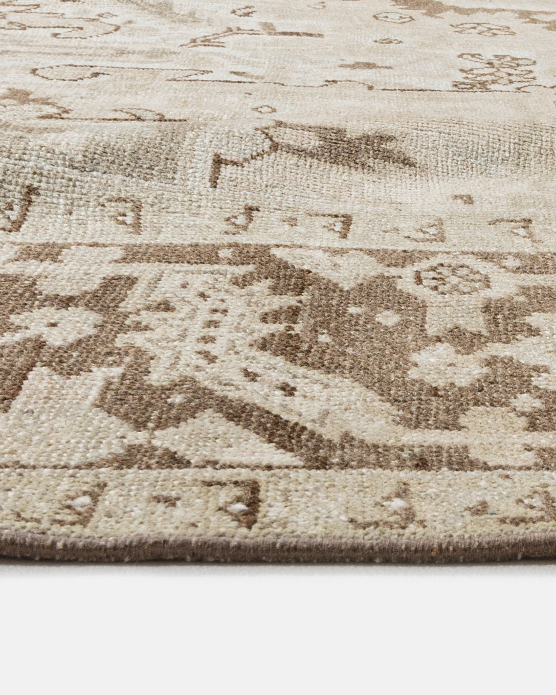 U-5067 - Vintage Subdued Persian Heriz Rug