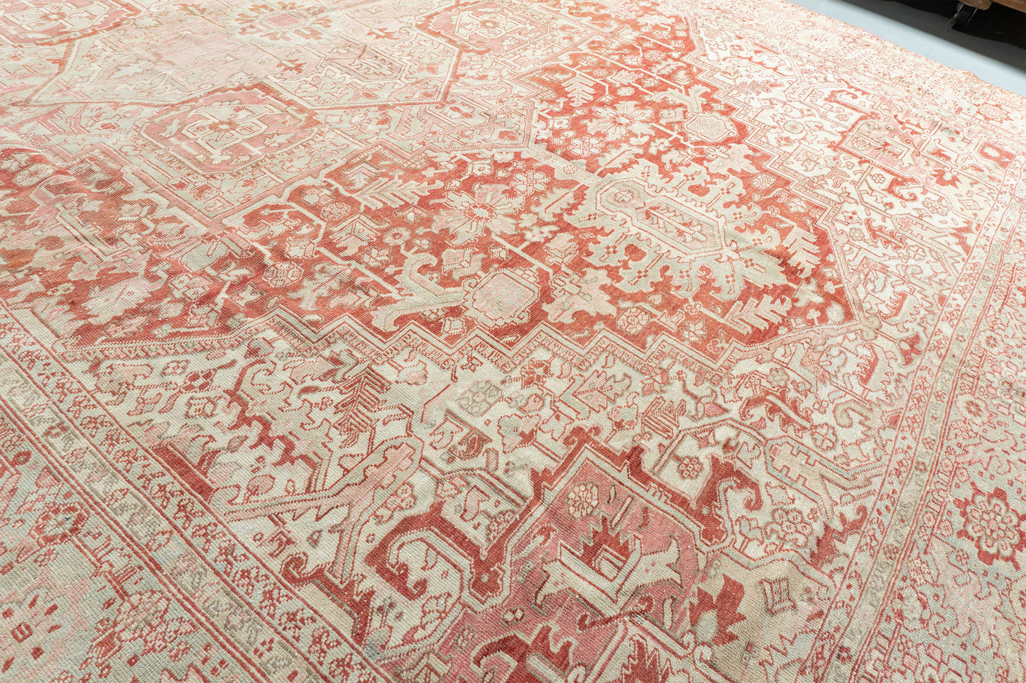 WAHO_IMAGE::u-5071-vintage-persian-heriz-rug-11.04x15.09-12670.jpg