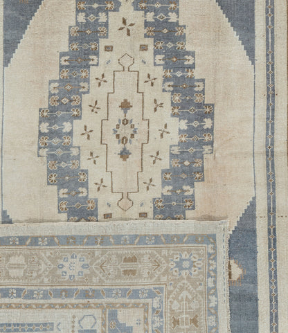 U-5094 - Vintage Subdued Turkish Oushak Rug