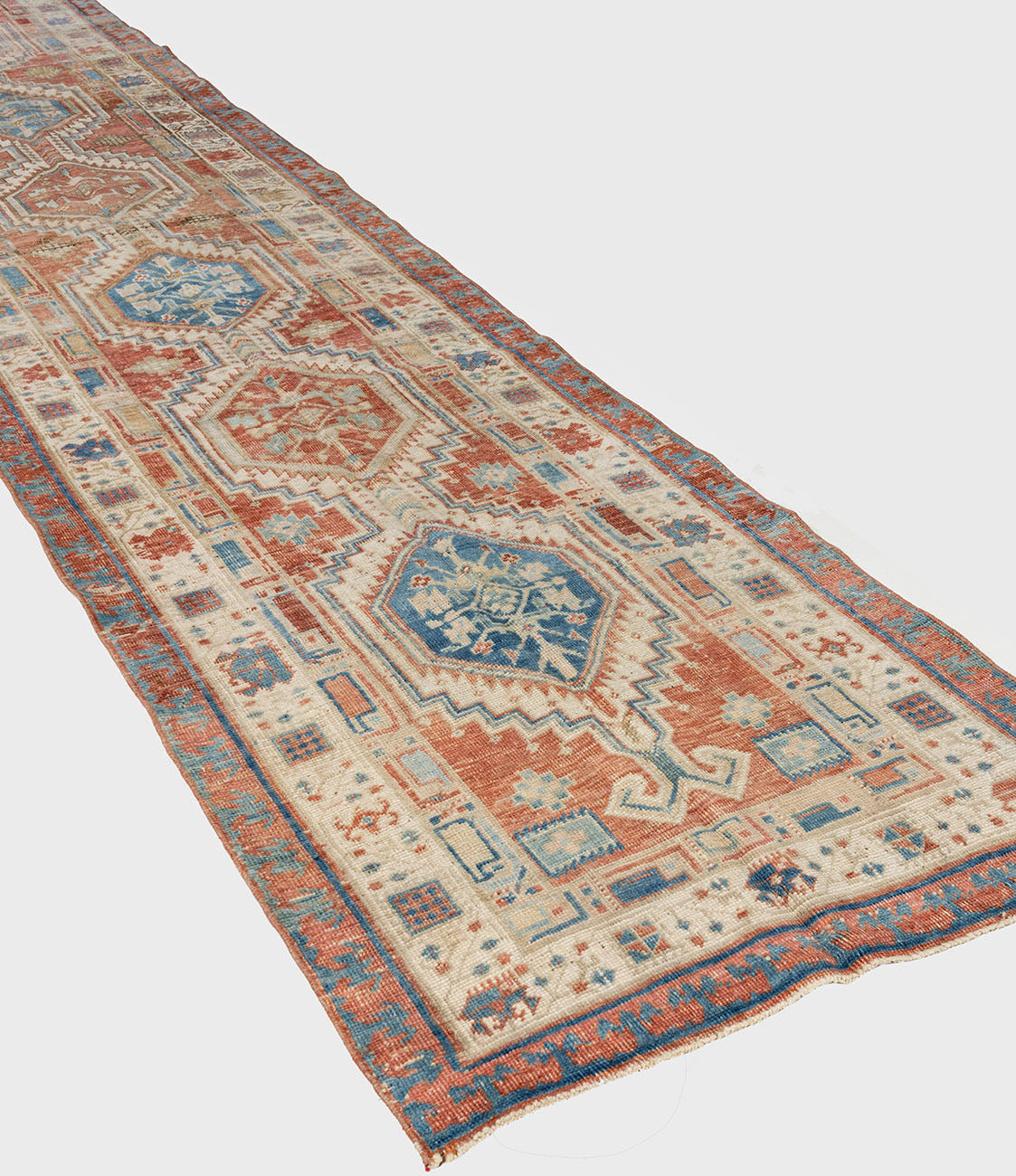 WAHO_IMAGE::u-5140-vintage-persian-heriz-runner-3.00x14.07-13497.jpg
