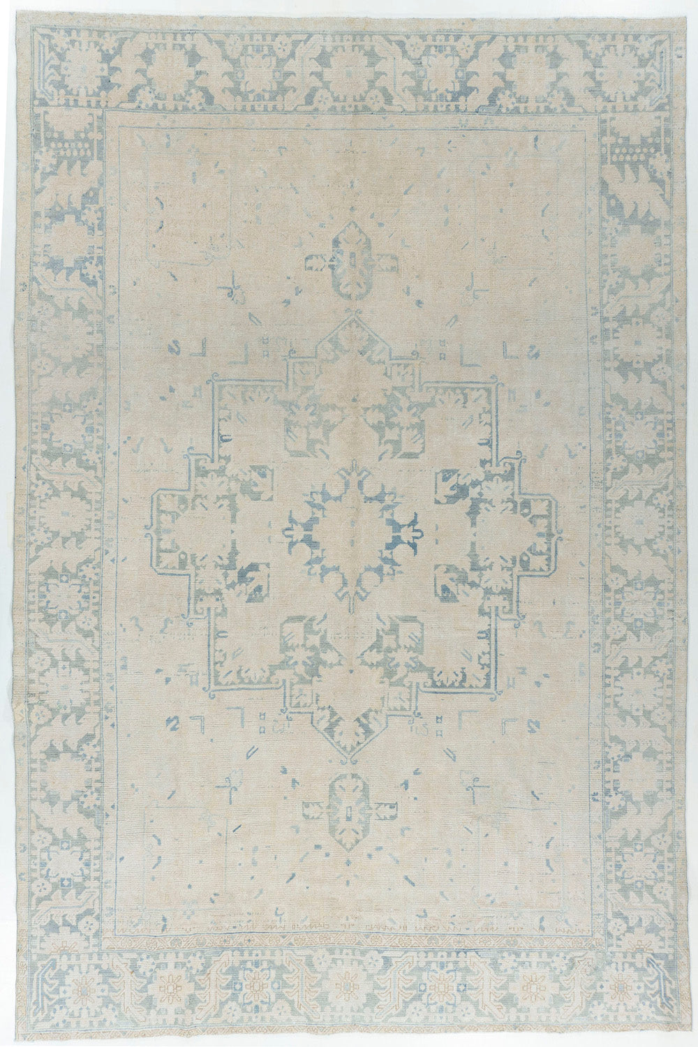 U-5217 - Vintage Subdued Persian Heriz Rug