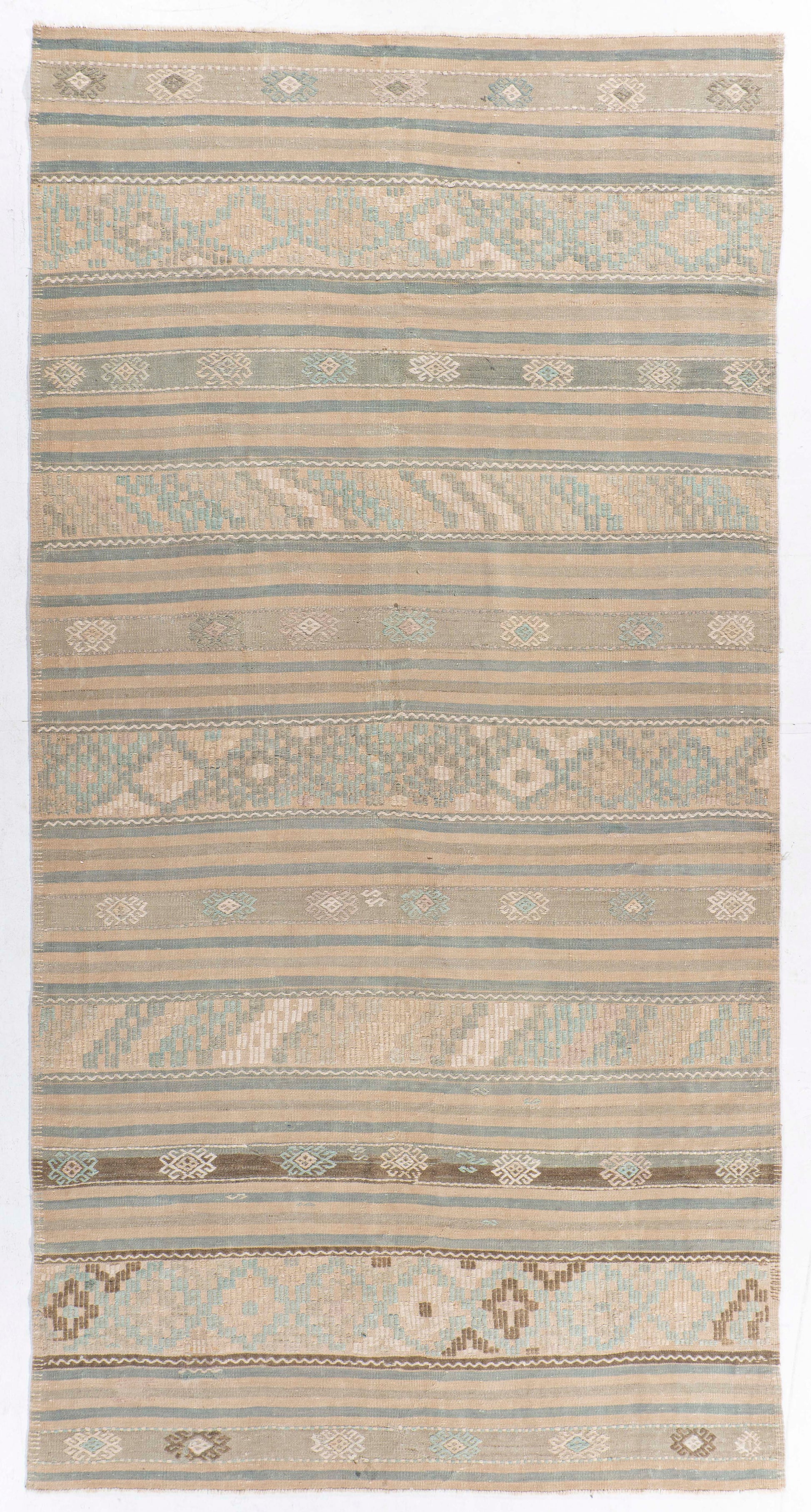 WAHO_IMAGE::u-5266-kilim-5.10x11.02-18019.jpg