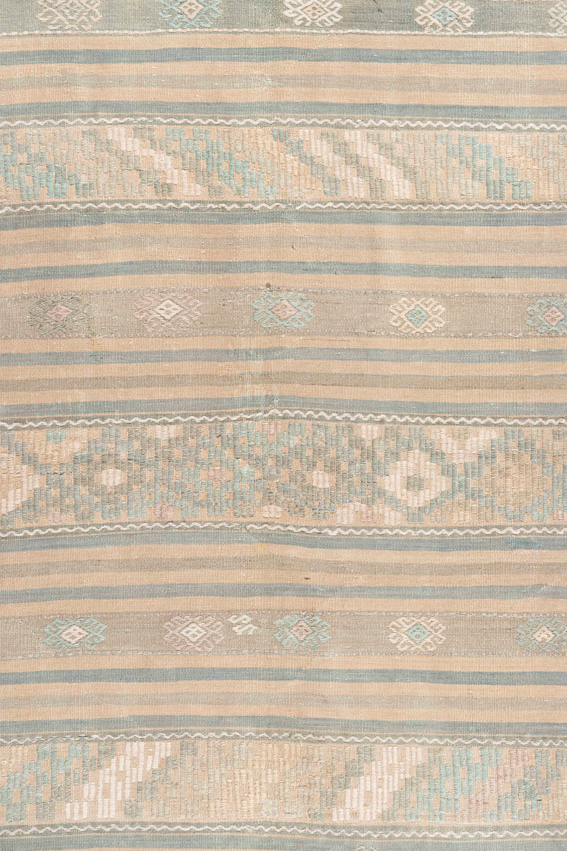 WAHO_IMAGE::u-5266-kilim-5.10x11.02-18020.jpg