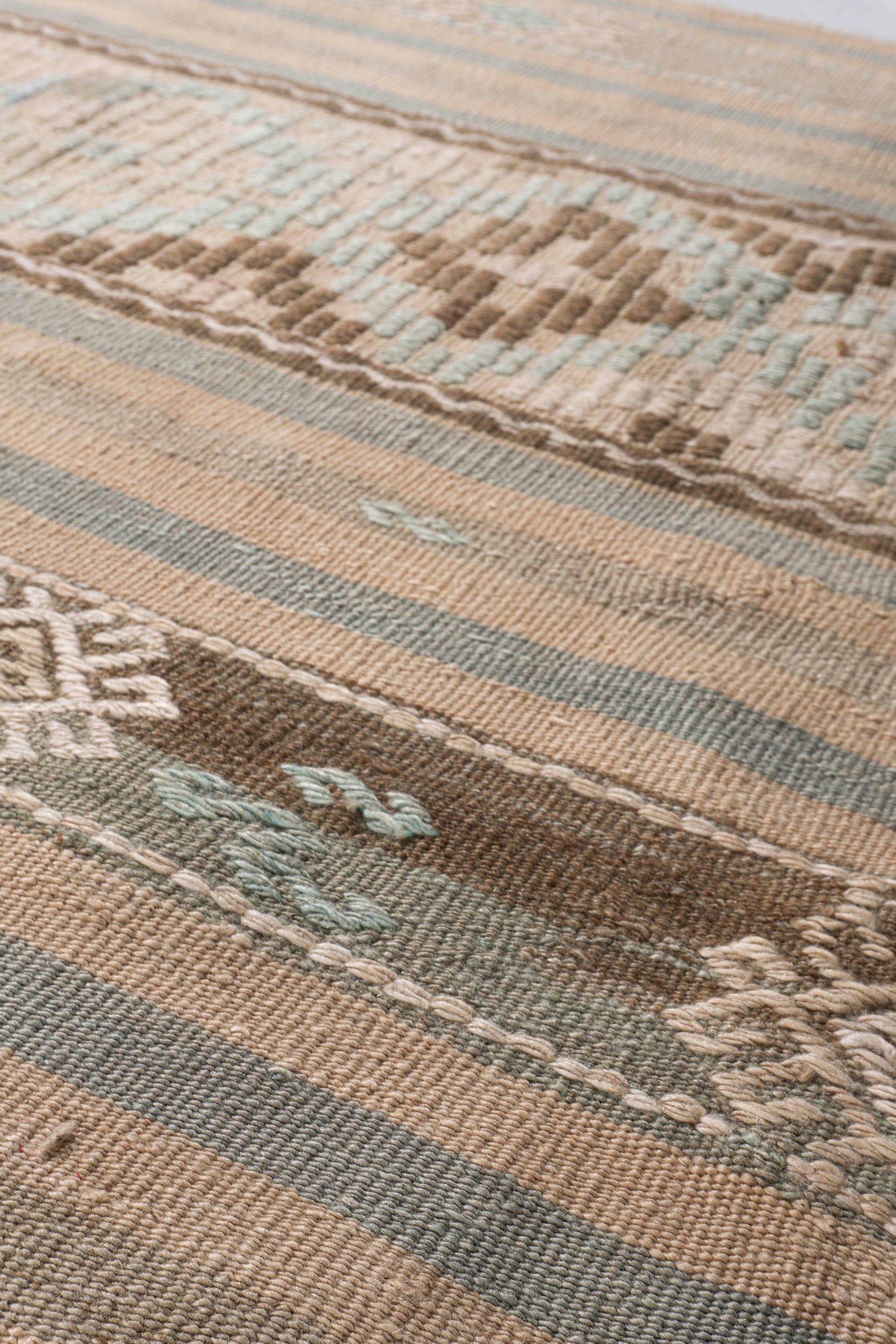 WAHO_IMAGE::u-5266-kilim-5.10x11.02-18024.jpg