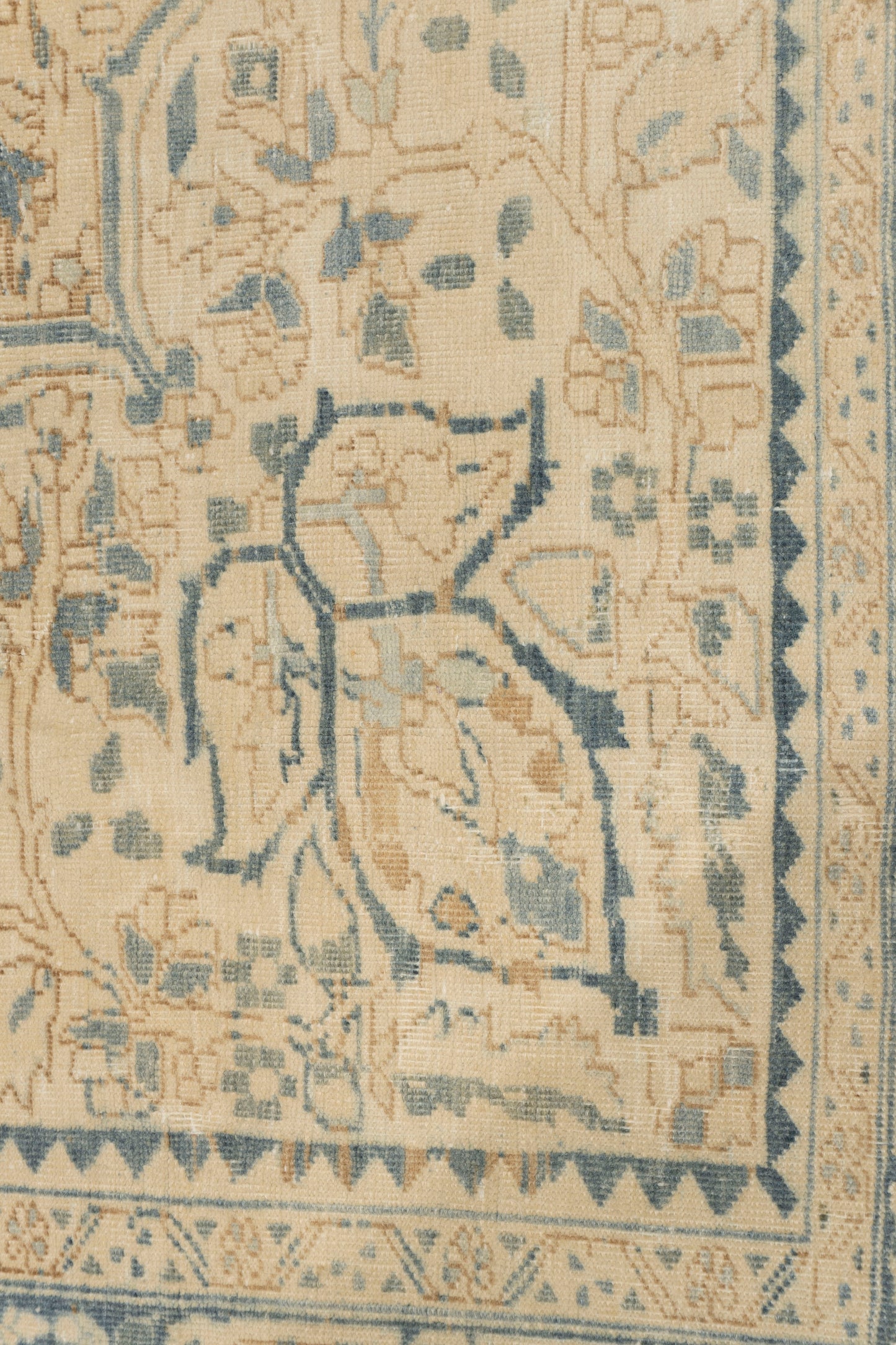 WAHO_IMAGE::u-5299-vintage-heriz-rug-10.03x13.09-17142.jpg