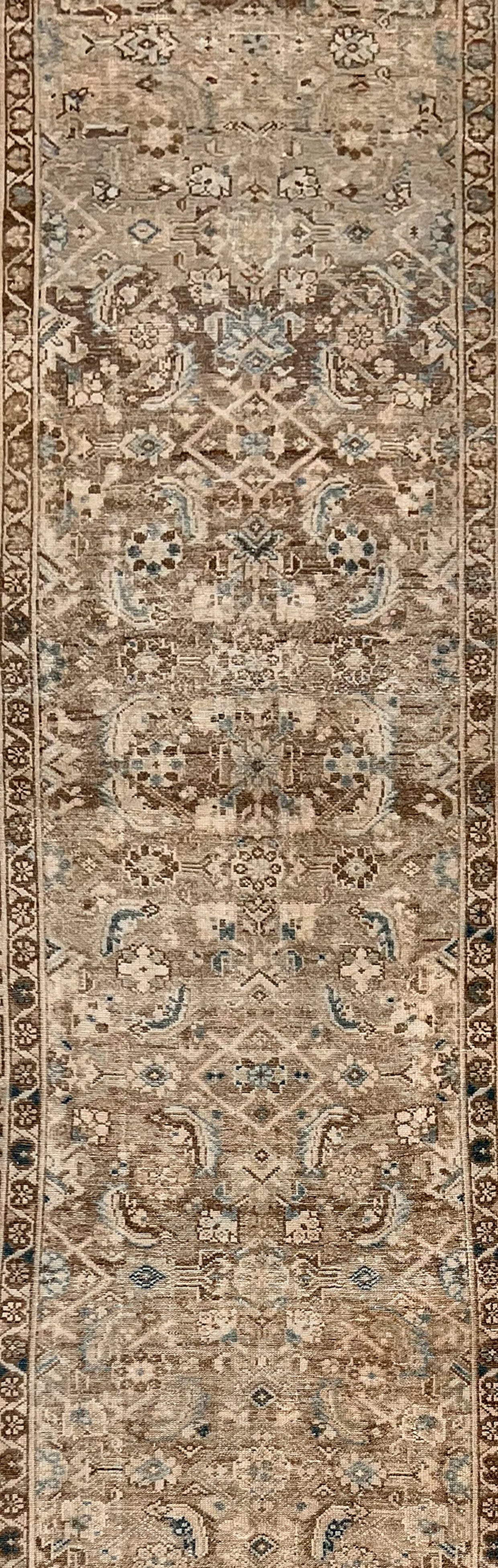 U-5304 - Antique Malayer Runner