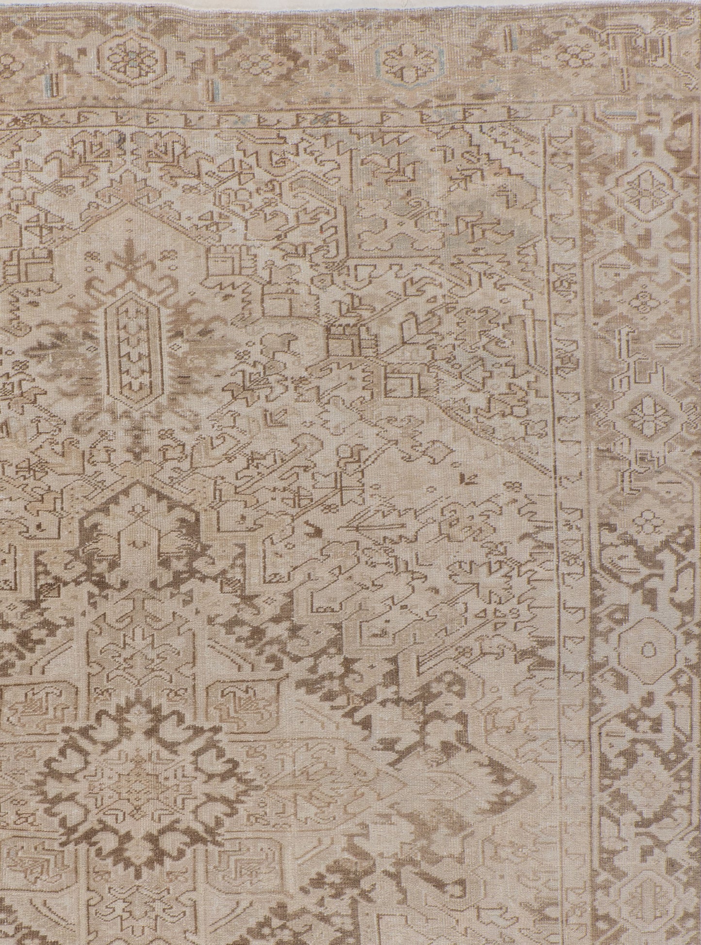 WAHO_IMAGE::u-5324-4304-vintage-persian-heriz-rug-8.08x11.07-17259.jpg