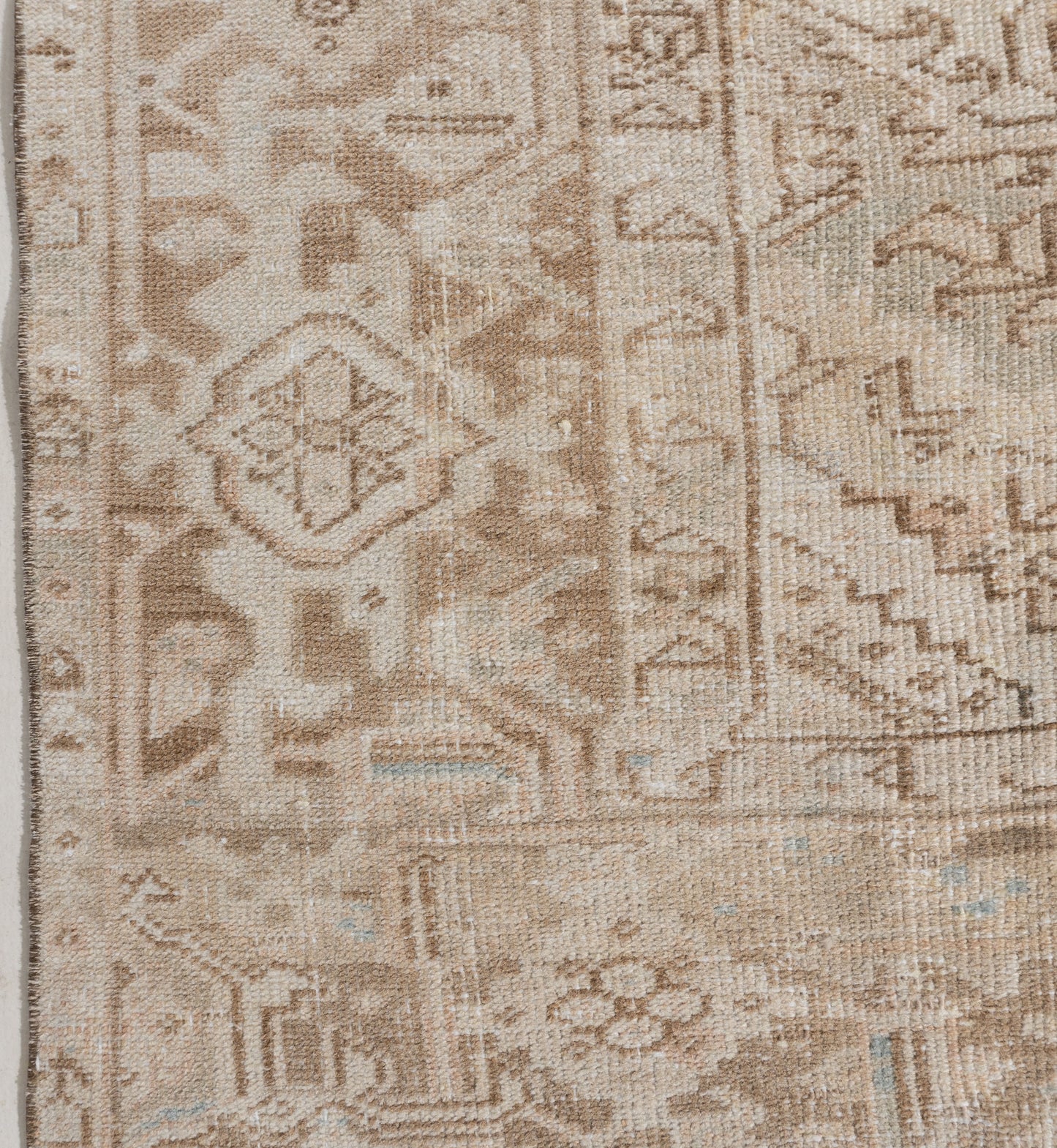 WAHO_IMAGE::u-5324-4304-vintage-persian-heriz-rug-8.08x11.07-17265.jpg
