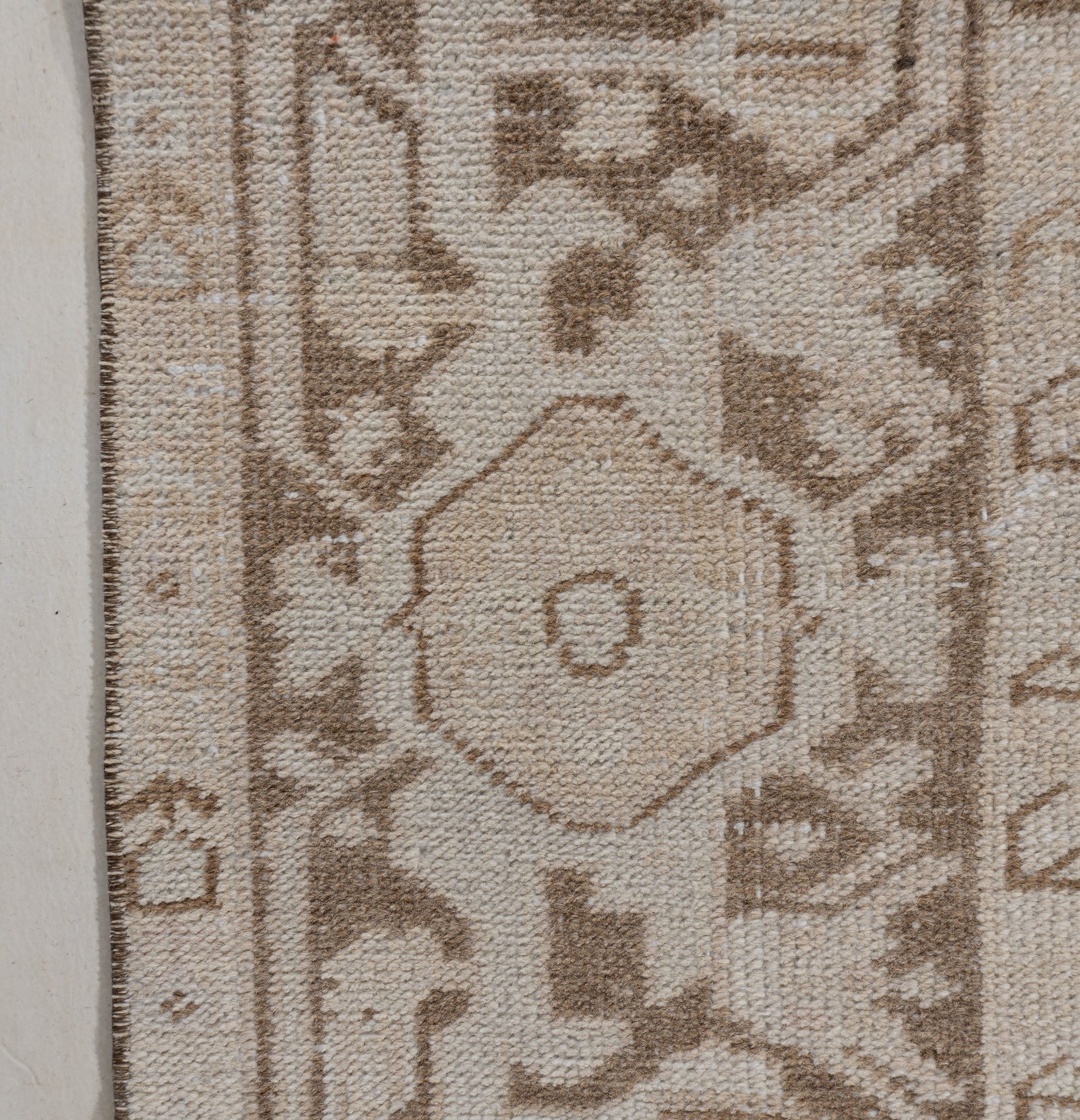 WAHO_IMAGE::u-5324-4304-vintage-persian-heriz-rug-8.08x11.07-17266.jpg