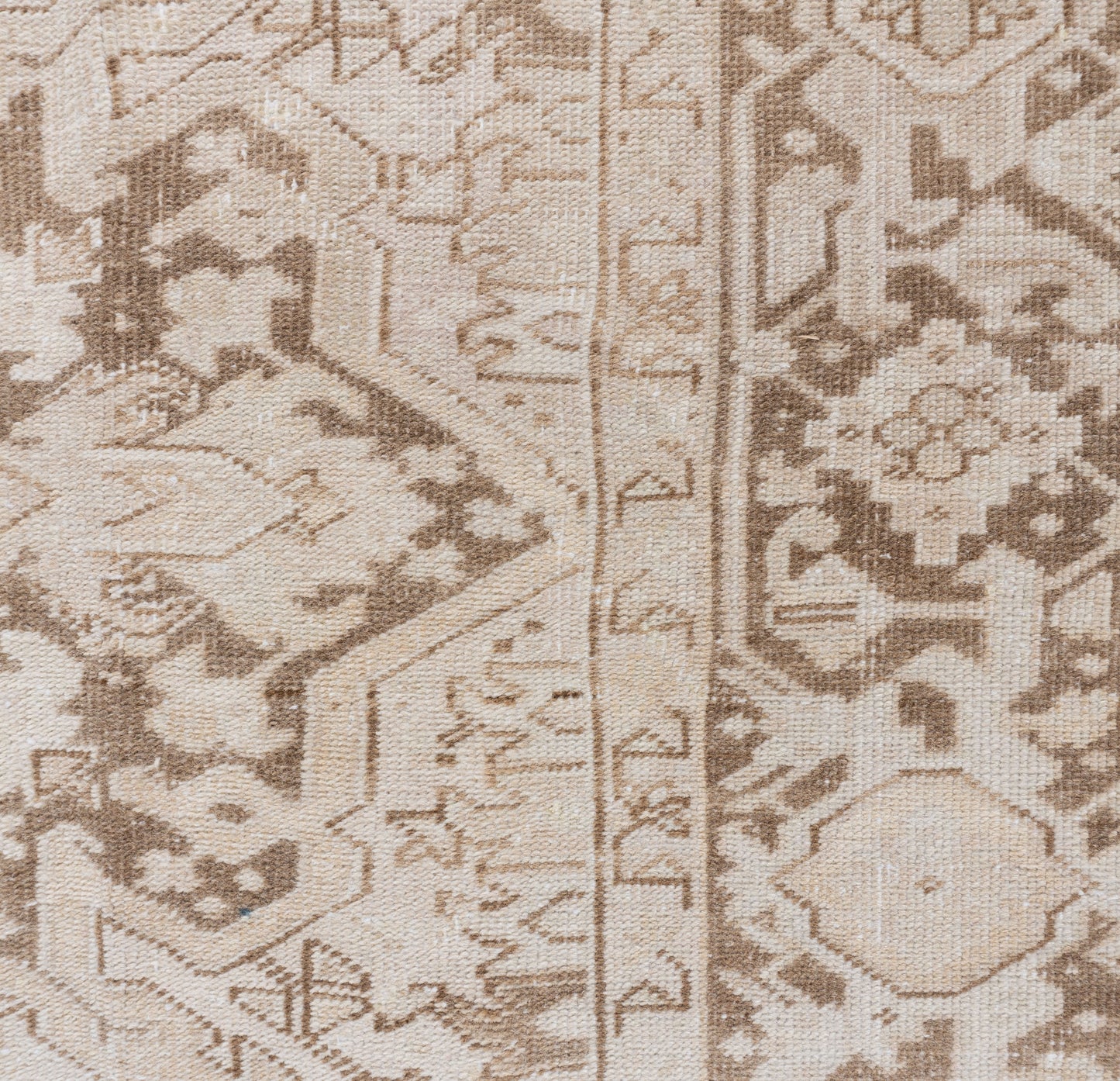 WAHO_IMAGE::u-5324-4304-vintage-persian-heriz-rug-8.08x11.07-17268.jpg