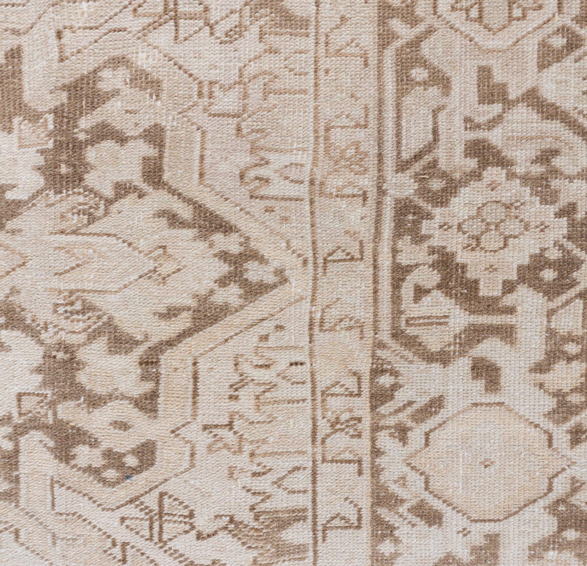 WAHO_IMAGE::u-5324-4304-vintage-persian-heriz-rug-8.08x11.07-17268.jpg