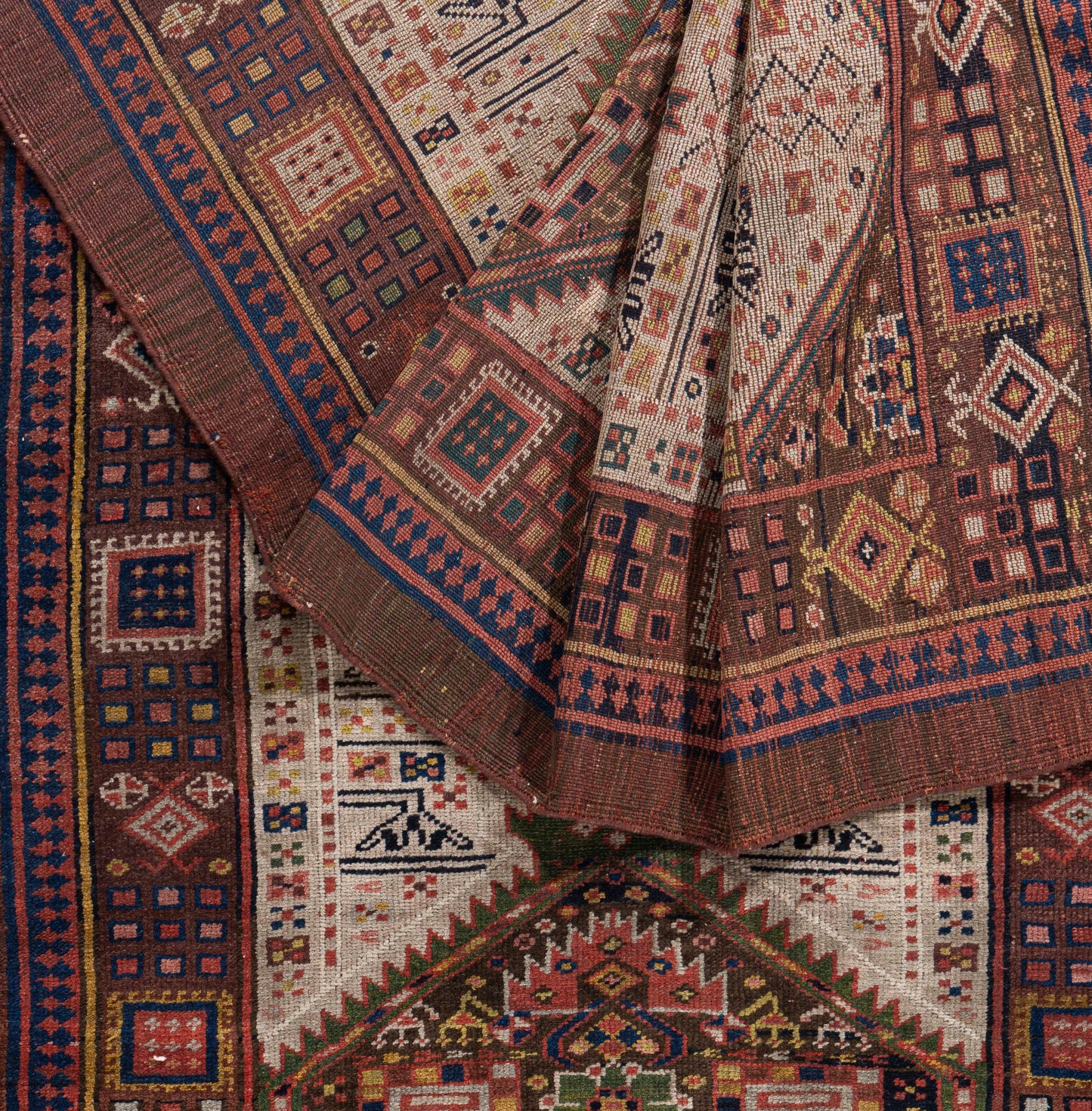 WAHO_IMAGE::u-5344-antiqueserab-runner-4.01x22.03-17996.jpg